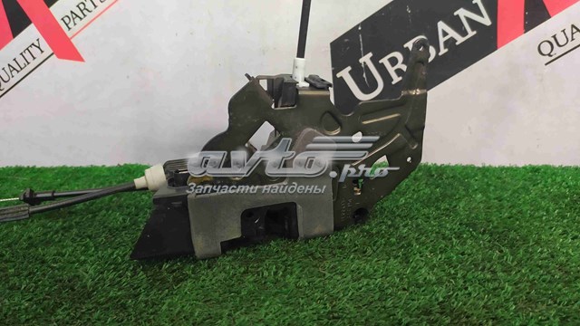 Fecho da porta dianteira esquerda Land Rover LR078732 preço, a partir de 143,26 USD