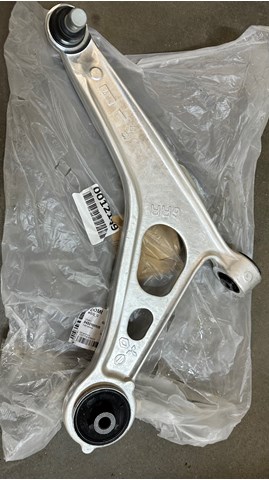 Compre 545016RR0B Nissan/Infiniti Braço oscilante inferior esquerdo de suspensão dianteira