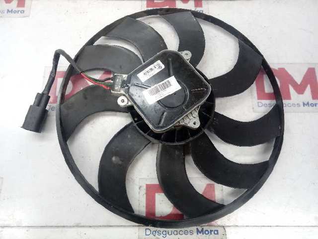  864194602 BMW