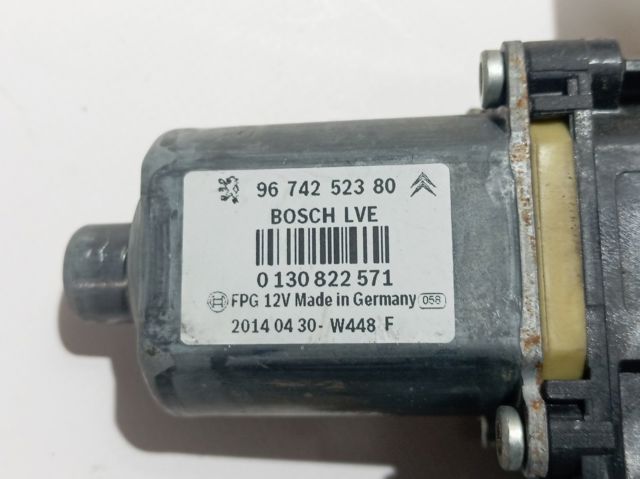 Mecanismo de acionamento de vidro da porta dianteira esquerda 9810287780 Peugeot/Citroen