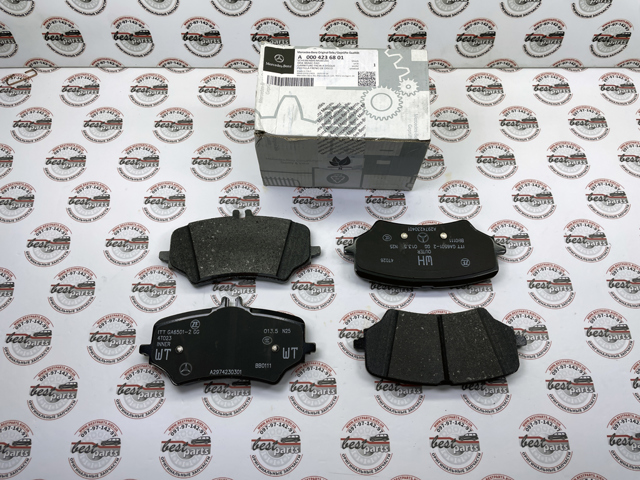 Compre A0004236801 Mercedes Sapatas do freio traseiras de disco