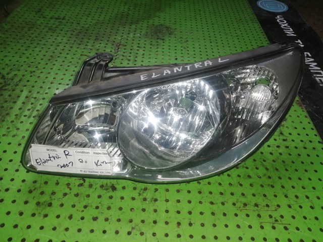 Luz direita 921022H020 Hyundai/Kia