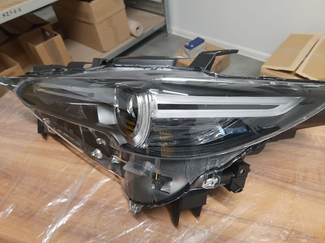 Luz esquerda Mazda KB8P51041H preço, a partir de 792,04 USD