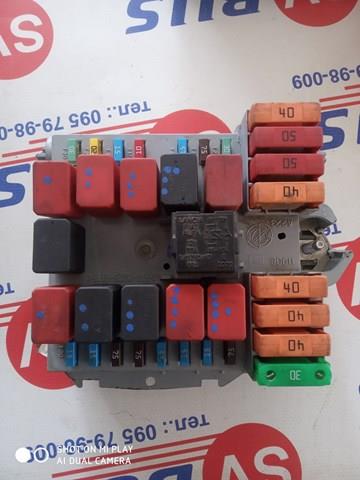Unidade de dispositivos de segurança 1388601080 Peugeot/Citroen