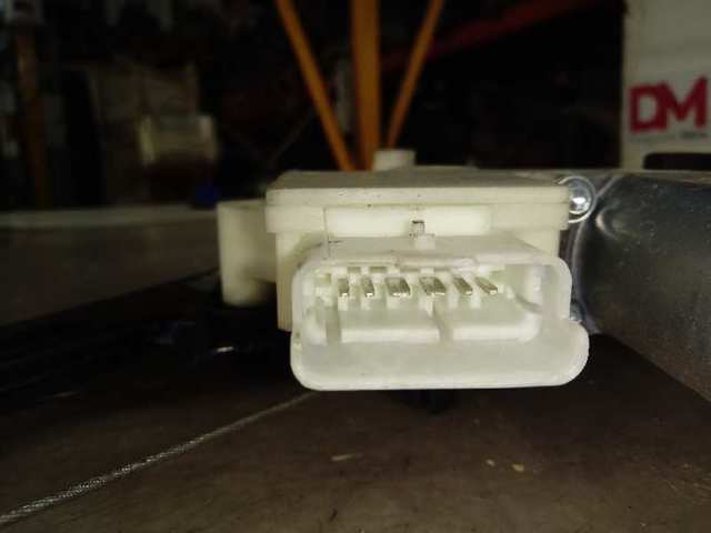 9675924680 Peugeot/Citroen Mecanismo de acionamento de vidro da porta dianteira direita
