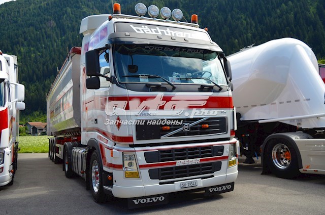 20529640 Volvo Grampo dobrável direito