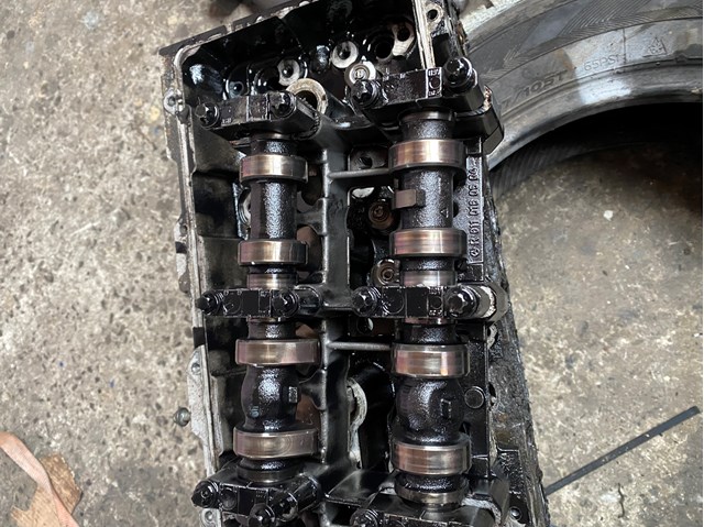 R6110160504 Mercedes Cama da árvore distribuidora