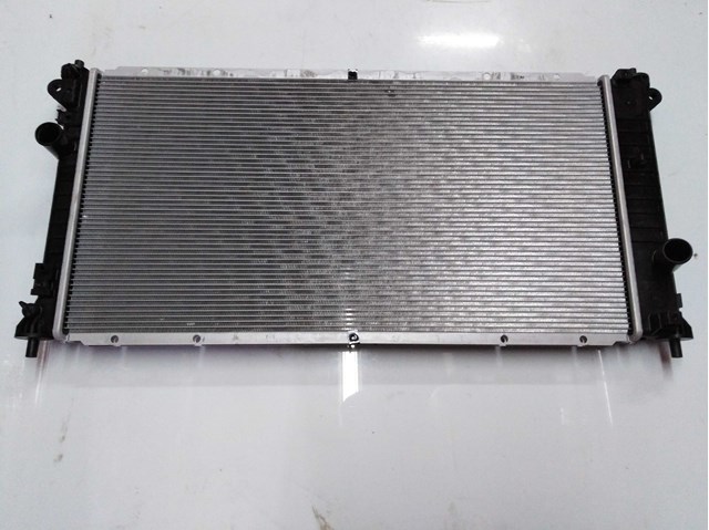 Radiador de esfriamento de motor 2131034520 Ssang Yong