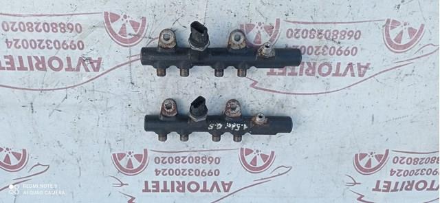8201157327 Renault (RVI) Distribuidor de combustível (rampa)