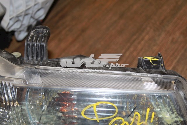 Luz direita Nissan/Infiniti 260105X10A preço, a partir de 1068,64 USD
