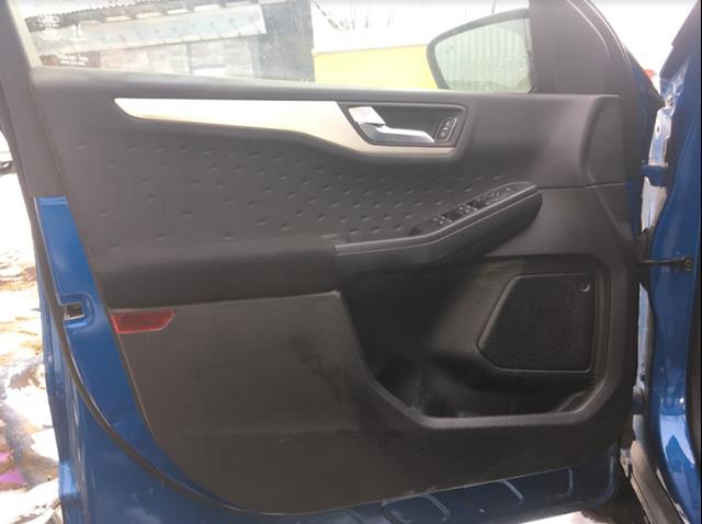 LJ6Z7820125A Ford Porta dianteira esquerda