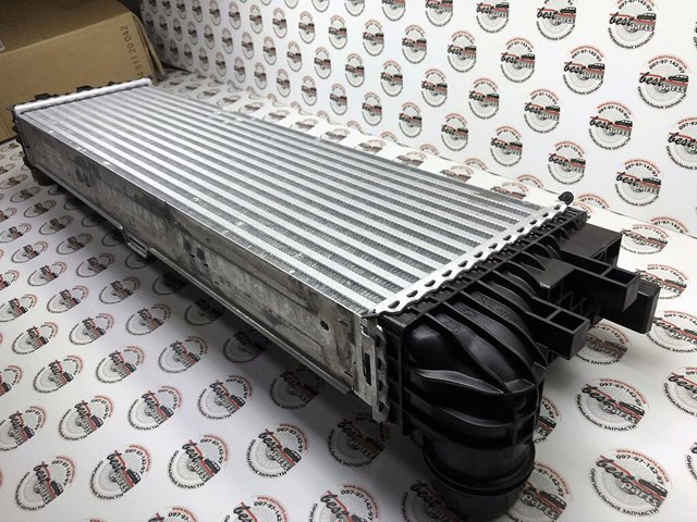 Radiador de intercooler A4475011301 Mercedes