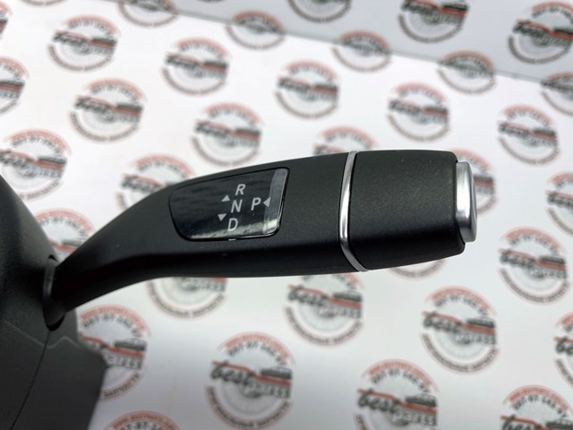 A21390005389051 Mercedes Comutador instalado na coluna da direção, montado