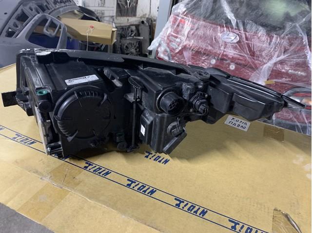 GJ3213W029 Land Rover Luz direita