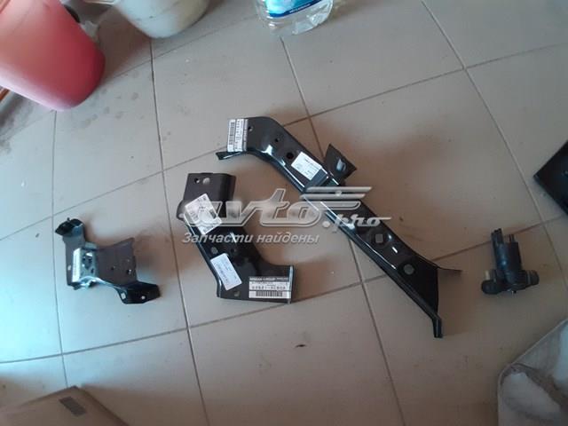 Compre 625124CB0B Nissan/Infiniti Consola superior direita do radiador