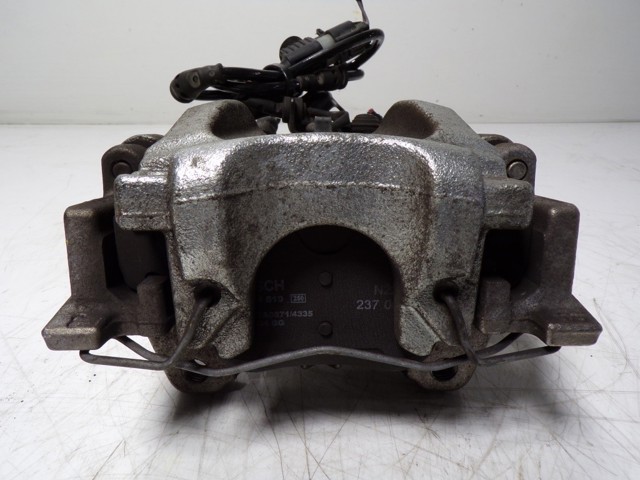 Compre LR113706 Land Rover Suporte do freio traseiro direito