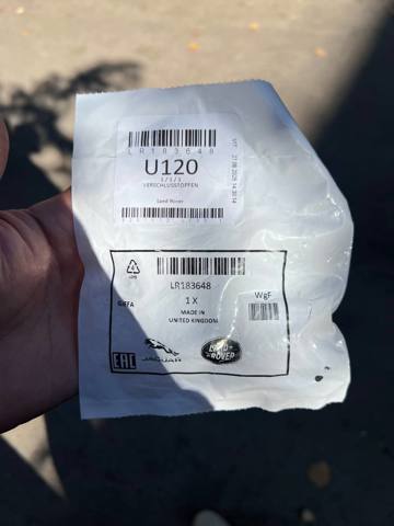  Land Rover LR183648