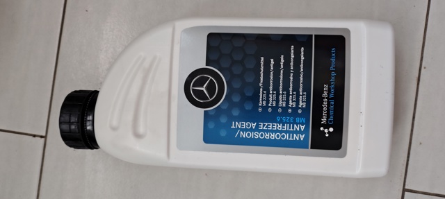 Fluido de esfriamento Mercedes A000989180809 preço, a partir de 48,15 USD