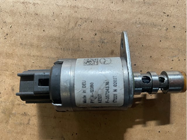 Válvula eletromagnética de posição (de fases) da árvore distribuidora Mazda PYFA12360 preço, a partir de 122,25 USD