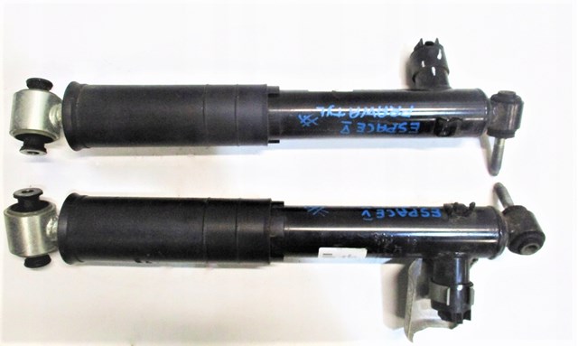 Amortecedor dianteiro 562106865R Renault (RVI)