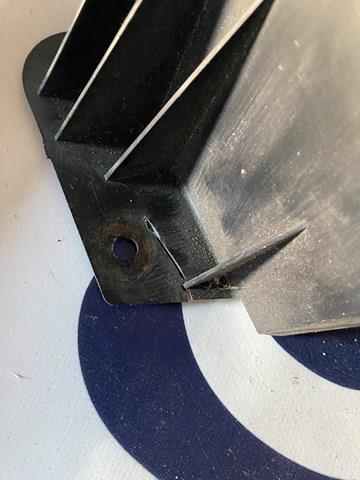 Reforçador do pára-choque traseiro Ford DS7378403B23AE preço, a partir de 68,65 USD