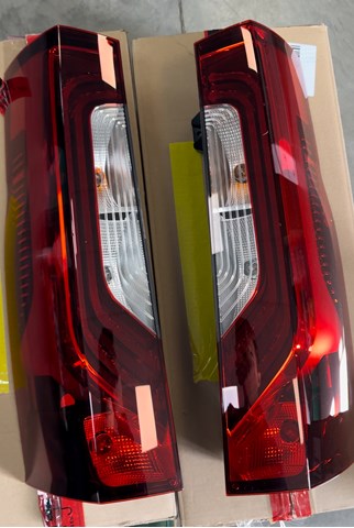 A9108205300 Mercedes Lanterna traseira direita