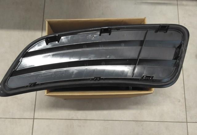 Compre A9108360500 Mercedes Grelha da capota