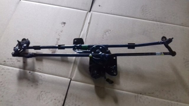 Trapézio de limpador pára-brisas 54115517 Renault (RVI)