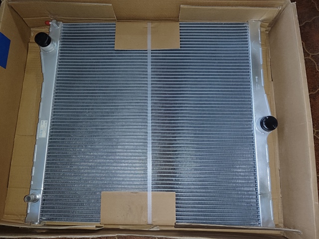 Compre LRC26193 Luzar Radiador de esfriamento de motor