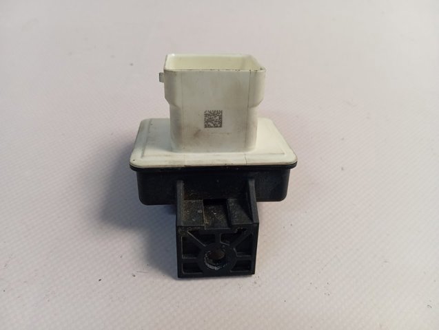 Relê das velas de incandescência A6089000200 Renault (RVI)