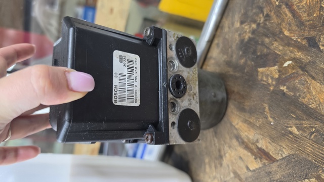 3U0614517D VAG Unidade hidráulico de controlo ABS