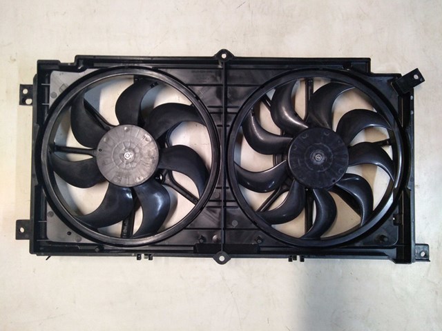 Radiador de esfriamento de motor 2131034520 Ssang Yong