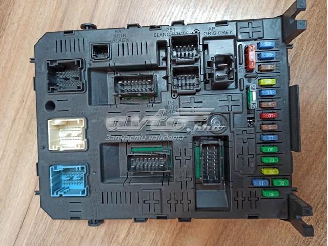 966405908002 Peugeot/Citroen Unidade de conforto