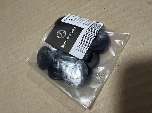  Mercedes A0009909918