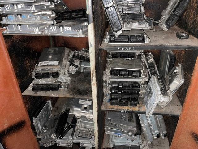 7700875745 Renault (RVI) Módulo de direção (Centralina eletrônica) de motor