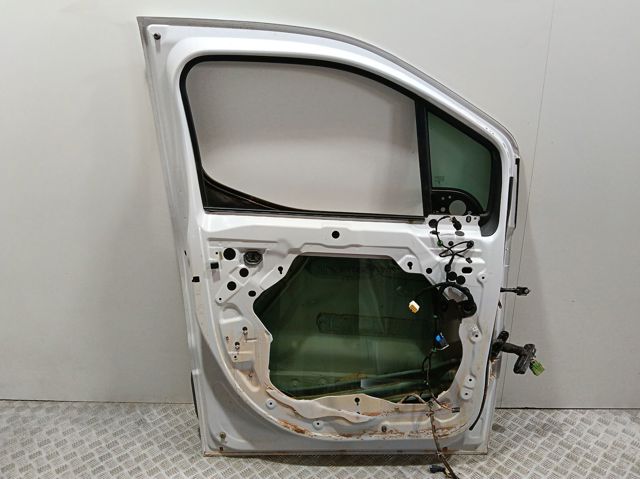 Porta dianteira esquerda General Motors 9843490080 preço, a partir de 712,31 USD