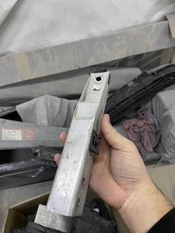 51118071605 BMW Consola externa esquerda do pára-choque dianteiro