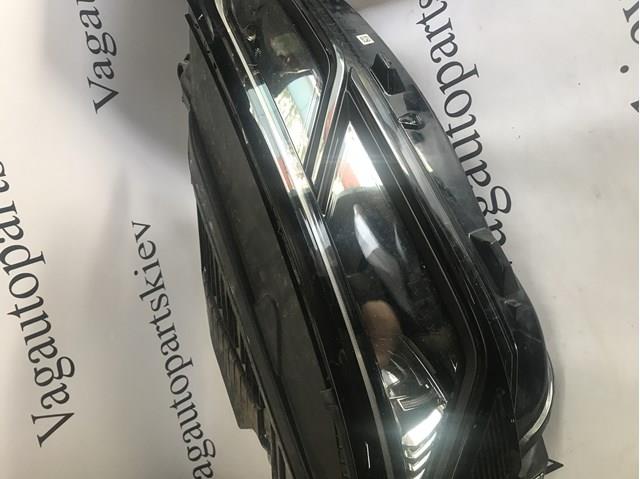 Luz direita VAG 761941082A