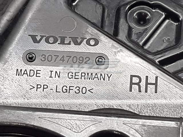 Compre Mecanismo de acionamento de vidro da porta dianteira direita Volvo XC40 