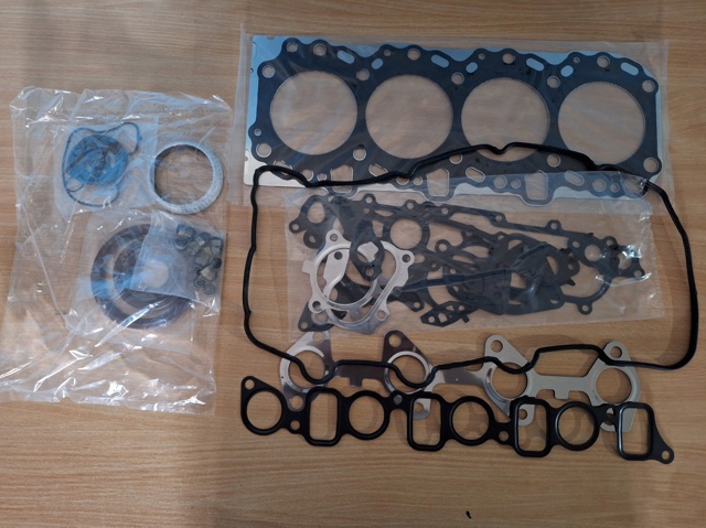Kit de vedantes de motor completo Toyota 0411130654 preço, a partir de 270,38 USD