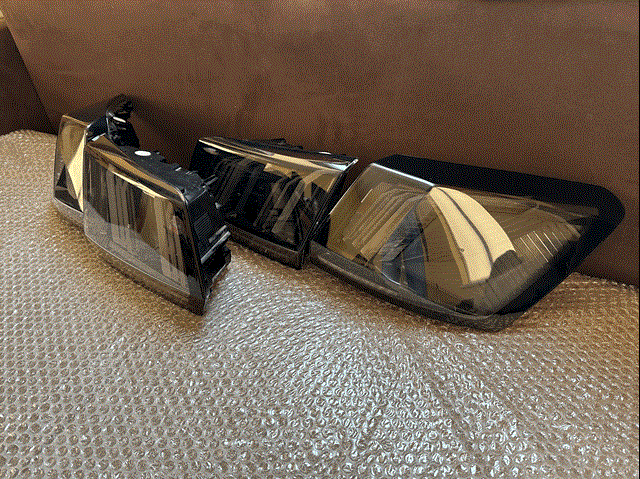 Compre 9836231380 Peugeot/Citroen Lanterna traseira direita interna