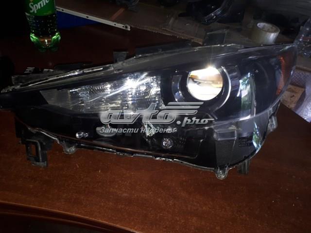 Luz esquerda KL2J51041C Mazda
