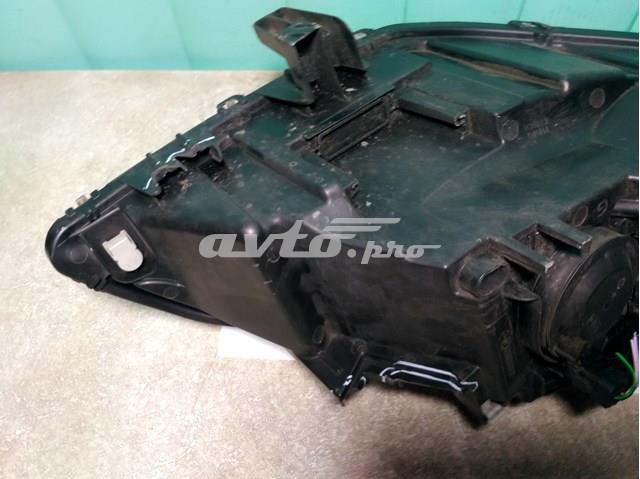 Luz esquerda 260600023R Renault (RVI)